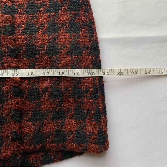 House of Harlow Red and Black Houndstooth Tweed Mini Skirt Size Medium - Picture 14 of 15